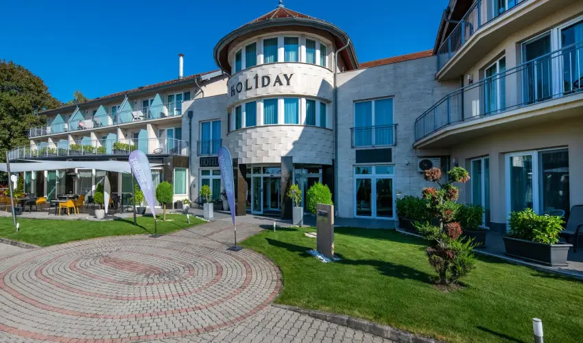 Holiday Resorts Balatonszrsz - Kedvezmnyes ajnlat (min. 2 j)