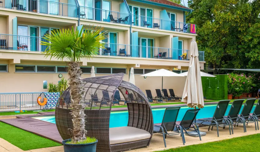 Holiday Resorts Balatonszrsz - Kedvezmnyes ajnlat (min. 2 j)