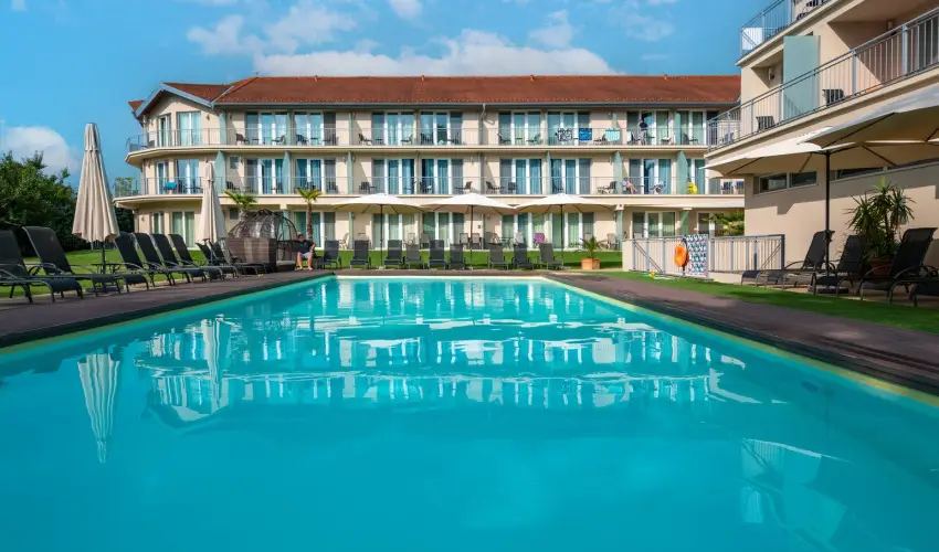 Holiday Resorts Balatonszrsz - Kedvezmnyes ajnlat (min. 2 j)