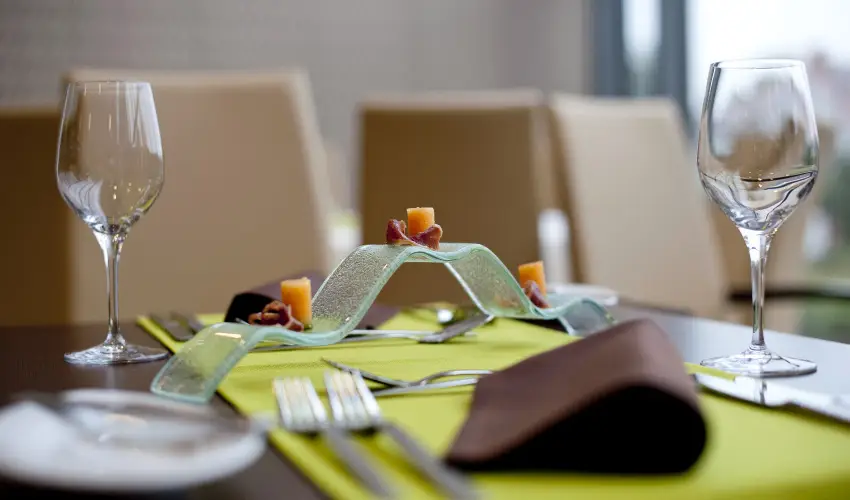 Abacus Business & Wellness Hotel Herceghalom - Nyugdjas kedvezmnyes rak (1 jtl)