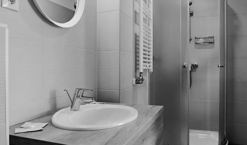 Hotel Adalbert - Szent Tam�s H�z Esztergom - Csobbanjon a ny�rba! (min. 2 �j)