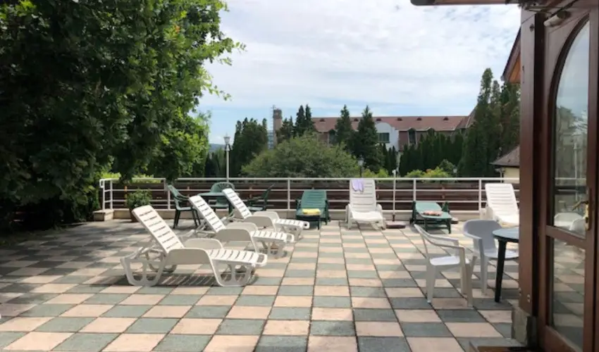gnes Hotel Hvz - Nyugdjas kedvezmnyes rak reggelis elltssal (1 jtl)