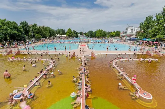 Hunguest Hotel Aqua-Sol - Kedvezm�nyes �r f�lpanzi�val, f�rd�bel�p�vel (1 �jt�l)