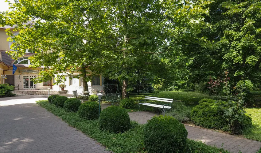 Hotel Arbortum Harkny - Nyugdjas kedvezmnyes rak reggelis elltssal (1 jtl)