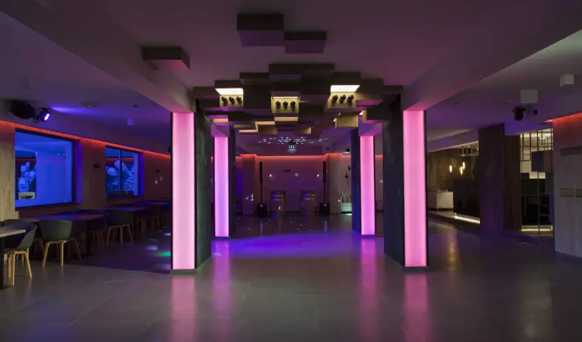 Avar Hotel M�traf�red - Nyugd�jas kedvezm�nyes �rak reggelivel (1 �jt�l)