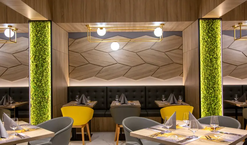 Avar Hotel M�traf�red - Nyugd�jas kedvezm�nyes �rak reggelivel (1 �jt�l)