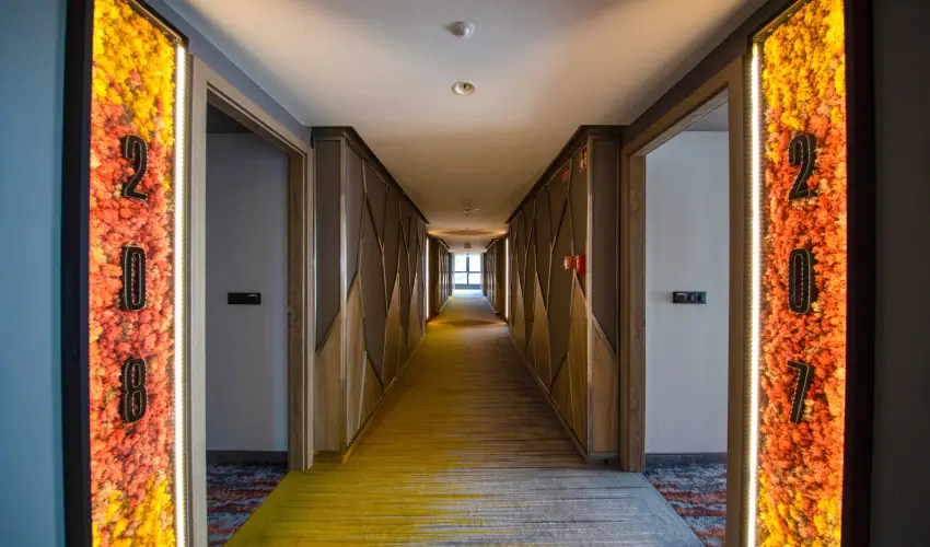 Avar Hotel M�traf�red - Nyugd�jas kedvezm�nyes �rak reggelivel (1 �jt�l)