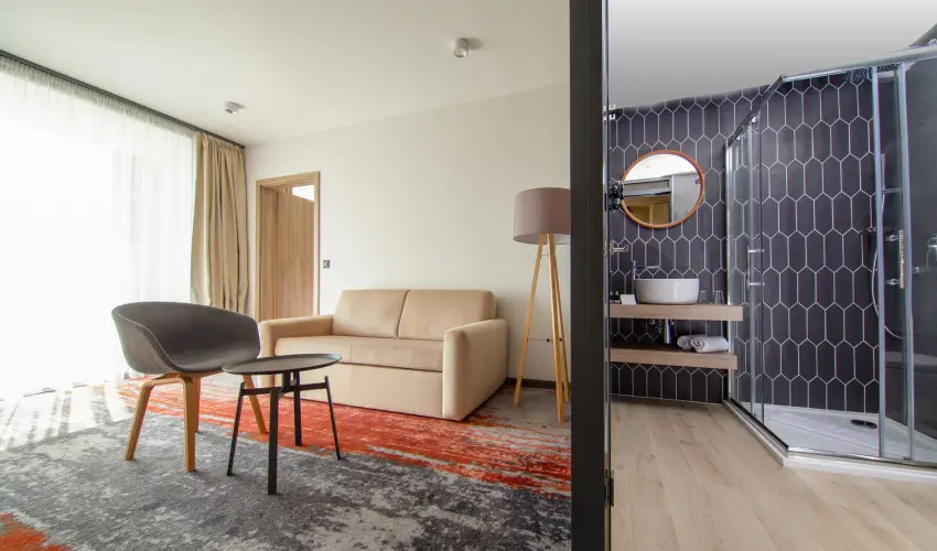 Avar Hotel M�traf�red - Nyugd�jas kedvezm�nyes �rak reggelivel (1 �jt�l)