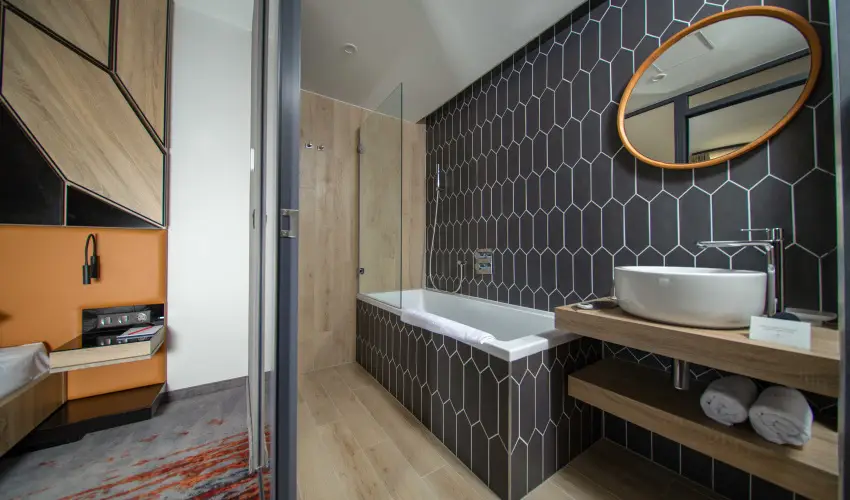 Avar Hotel M�traf�red - Nyugd�jas kedvezm�nyes �rak reggelivel (1 �jt�l)