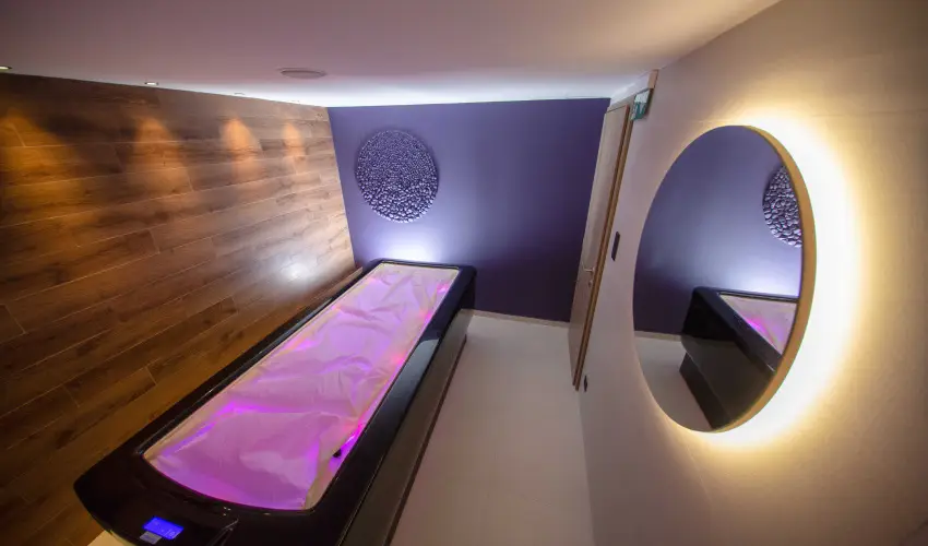 Avar Hotel M�traf�red - Nyugd�jas kedvezm�nyes �rak reggelivel (1 �jt�l)