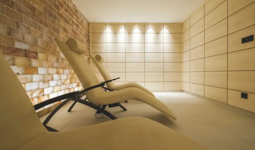 Avar Hotel M�traf�red - Nyugd�jas kedvezm�nyes �rak reggelivel (1 �jt�l)