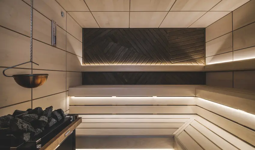 Avar Hotel M�traf�red - Nyugd�jas kedvezm�nyes �rak reggelivel (1 �jt�l)