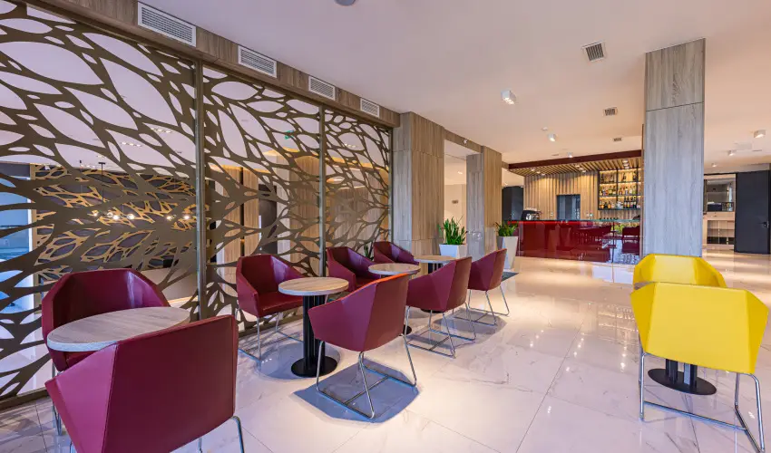 Avar Hotel M�traf�red - Nyugd�jas kedvezm�nyes �rak reggelivel (1 �jt�l)