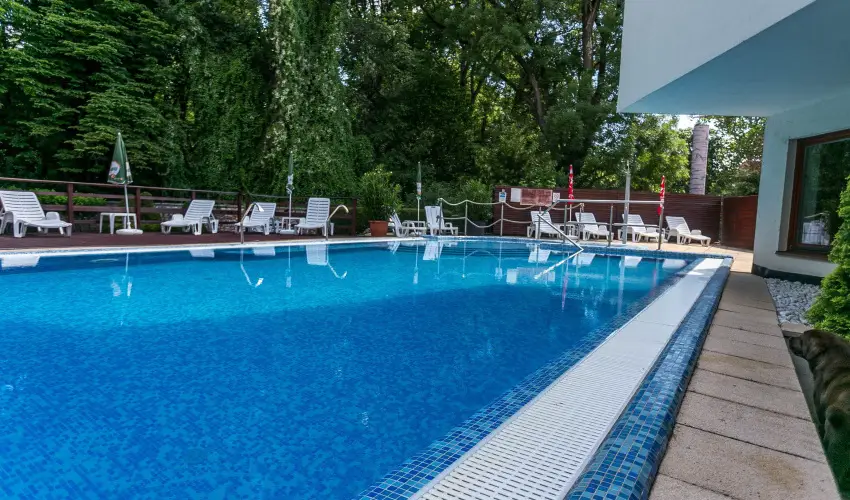 Hotel Bassiana Srvr - Kedvezmnyes ajnlat flpanzis elltssal (min. 2 j)