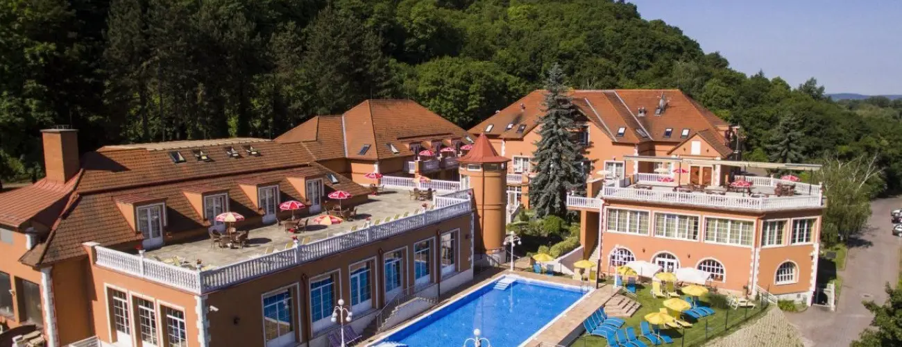 Hotel Bellevue Esztergom - Dunai lmny (min. 2 j)