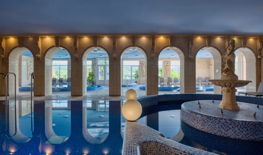 Hotel Bellevue Esztergom - Felh�tlen Esztergomi Pihen�s (min. 2 �j)