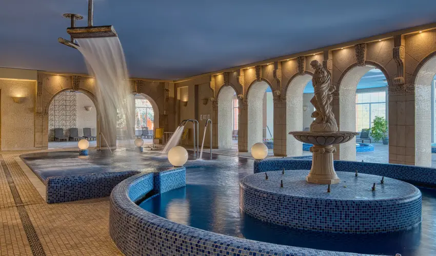 Hotel Bellevue Esztergom - Felh�tlen Esztergomi Pihen�s (min. 2 �j)