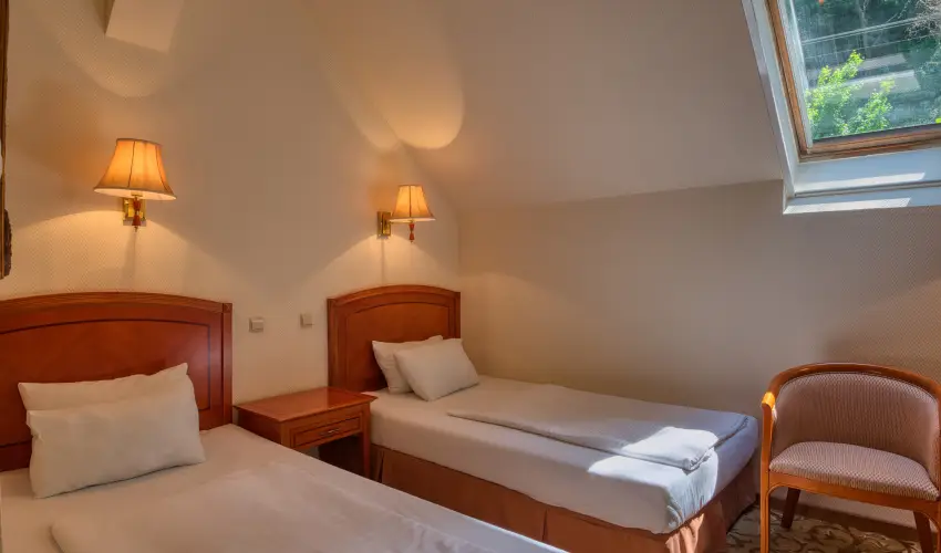 Hotel Bellevue Esztergom - Felh�tlen Esztergomi Pihen�s (min. 2 �j)