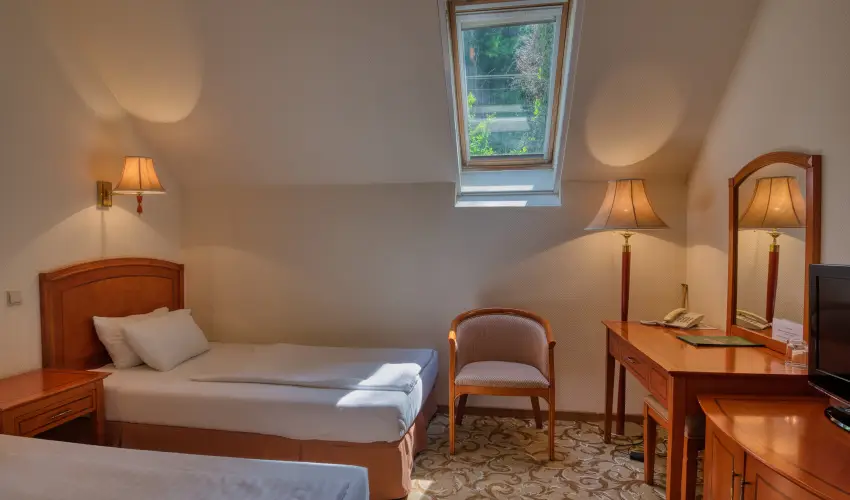 Hotel Bellevue Esztergom - Felh�tlen Esztergomi Pihen�s (min. 2 �j)