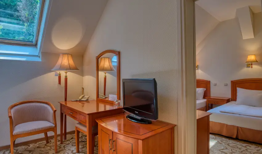 Hotel Bellevue Esztergom - Felh�tlen Esztergomi Pihen�s (min. 2 �j)