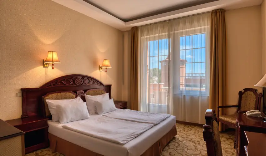 Hotel Bellevue Esztergom - Felh�tlen Esztergomi Pihen�s (min. 2 �j)