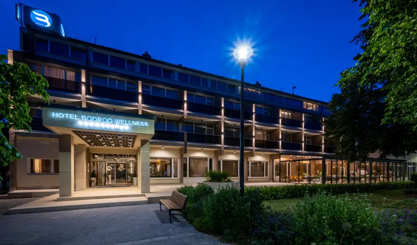 Hotel Bodrog Wellness & Elix Spa S�rospatak - Standard �r reggelivel (1 �jt�l)