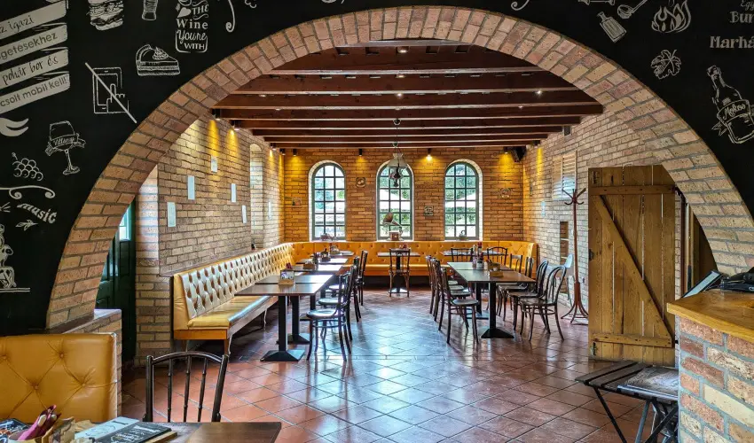 Hotel Cabernet Villnykvesd - Nyugdjas kedvezmnyes rak reggelis elltssal (1 jtl)