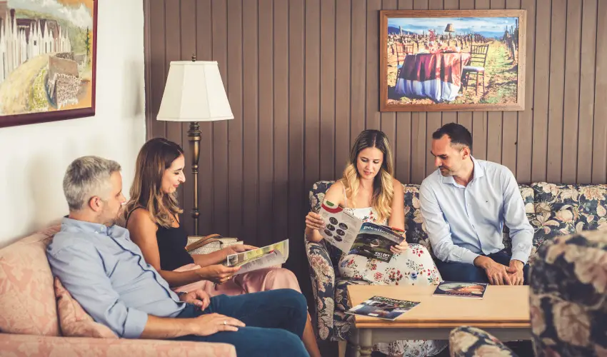 Hotel Cabernet Villnykvesd - Nyugdjas kedvezmnyes rak reggelis elltssal (1 jtl)