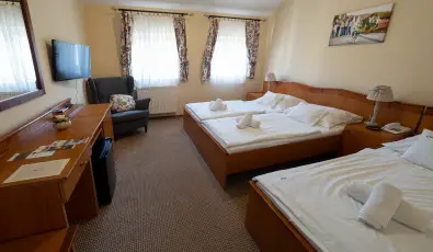 Hotel Cabernet Villnykvesd