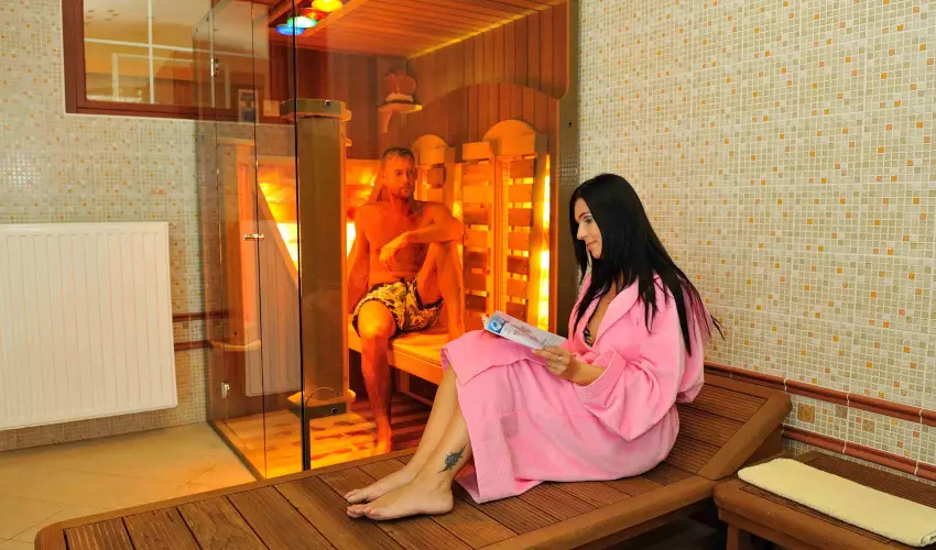 Hotel Erzsbet Hvz - Nyugdjas kedvezmnyes rak reggelivel (1 jtl)