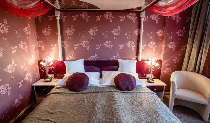 Hotel Erzsbet Hvz - Nyugdjas kedvezmnyes rak reggelivel (1 jtl)