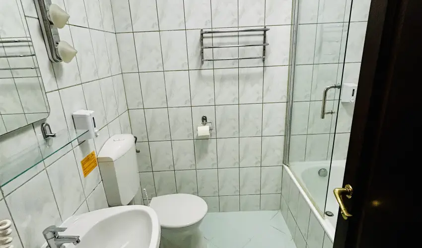 Hotel Erzsbet Hvz - Nyugdjas kedvezmnyes rak reggelivel (1 jtl)