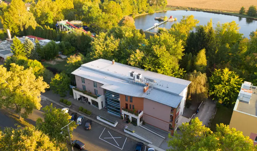 Hotel Eurpa Gunaras Dombvr - Nyugdjas kedvezmnyes rak nelltssal (1 jtl)