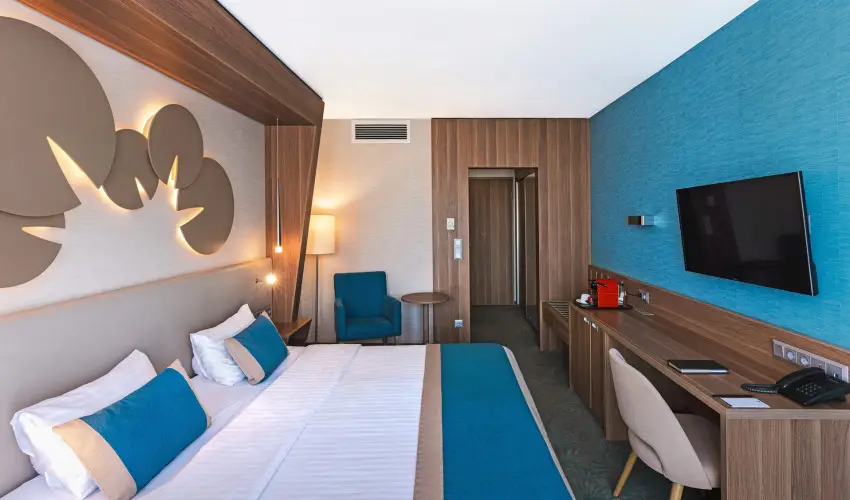 Hotel Eur�pa Fit H�v�z - Kedvezm�nyes nem lemondhat� �r f�lpanzi�val (min. 4 �j)