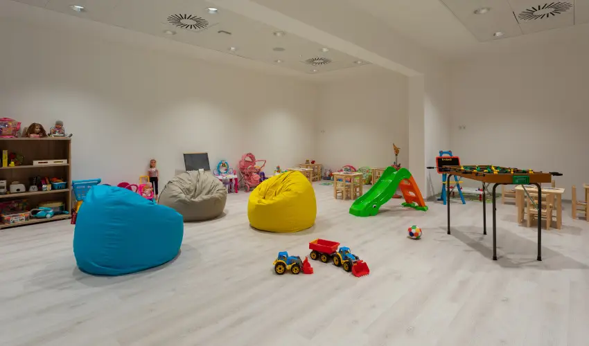 Hunguest Hotel Flra Eger - Legjobb r flpanzival, frdbelpvel (min. 2 j)