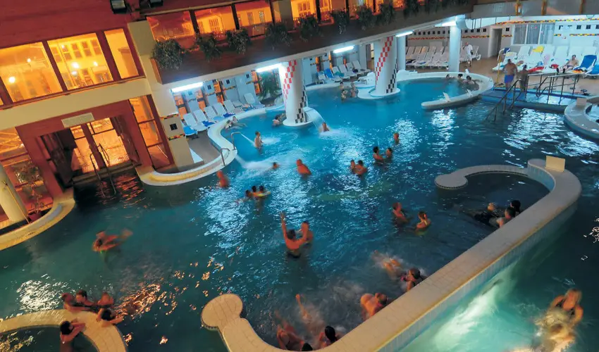 Hotel Forrás Zalakaros Zalakaros - Csodás Téli feltöltődés Zalakaroson korlátlan belépővel a Zalakarosi Fürdőbe (1 éjtől)