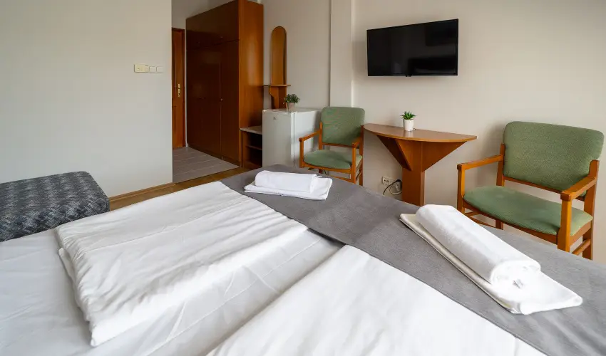 Hotel Forrás Zalakaros Zalakaros - Csodás Téli feltöltődés Zalakaroson korlátlan belépővel a Zalakarosi Fürdőbe (1 éjtől)