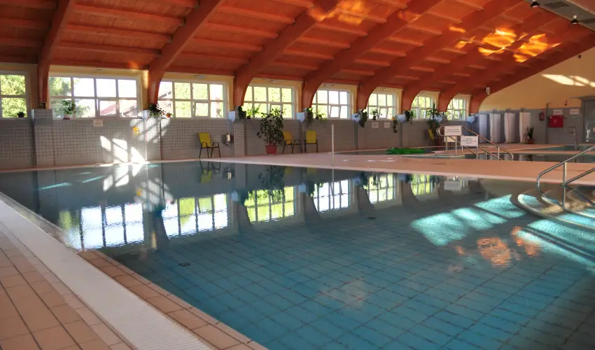 Hajnal Hotel Mez�k�vesd - Nyugd�jas kedvezm�nyes �rak f�lpanzi�s ell�t�ssal (1 �jt�l)