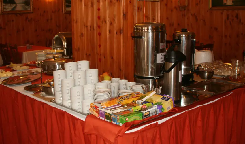 Hajnal Hotel Mez�k�vesd - Nyugd�jas kedvezm�nyes �rak f�lpanzi�s ell�t�ssal (1 �jt�l)