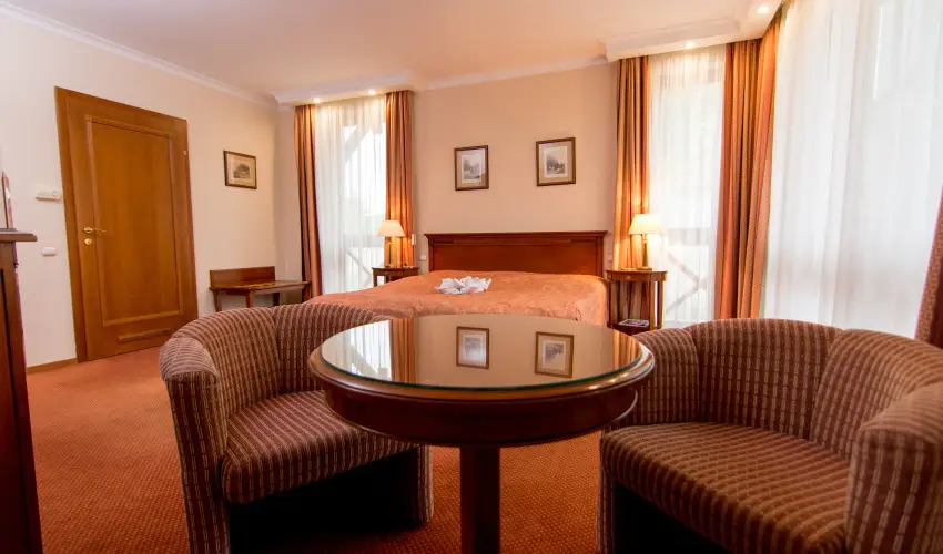 Hasik Hotel D�br�nte - Kedvezm�nyes �r f�lpanzi�val (min. 2 �j)