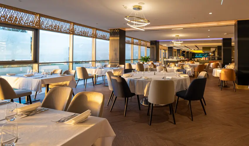 Hotel Helikon Keszthely - Tbbet kevesebbrt (min. 4 j)