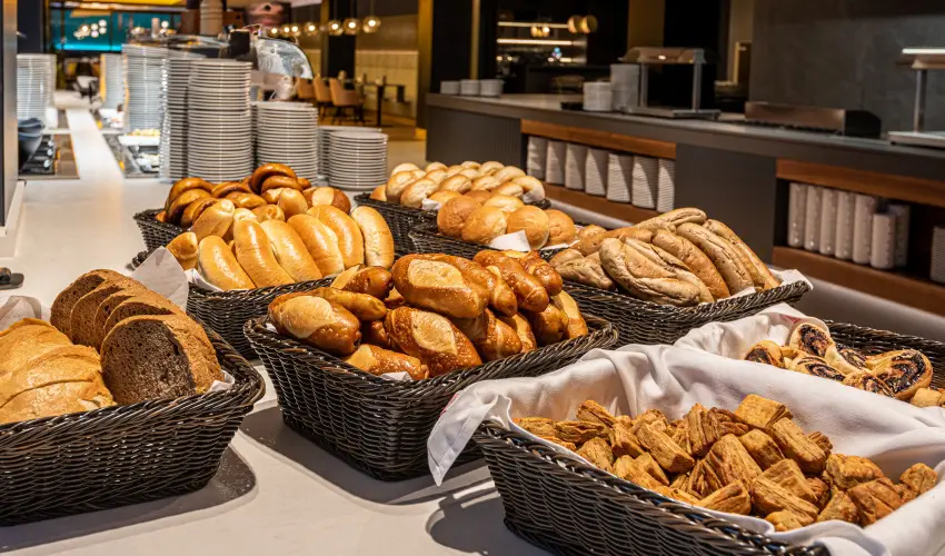 Hotel Helikon Keszthely - Tbbet kevesebbrt (min. 4 j)