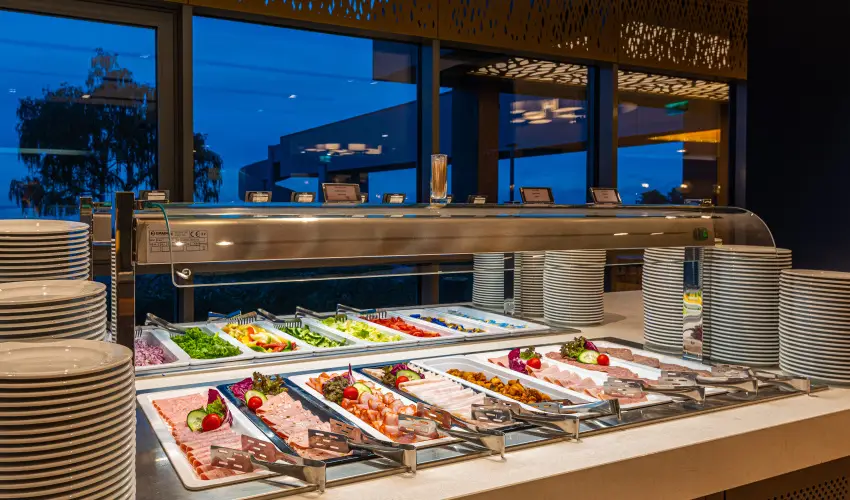 Hotel Helikon Keszthely - Tbbet kevesebbrt (min. 4 j)