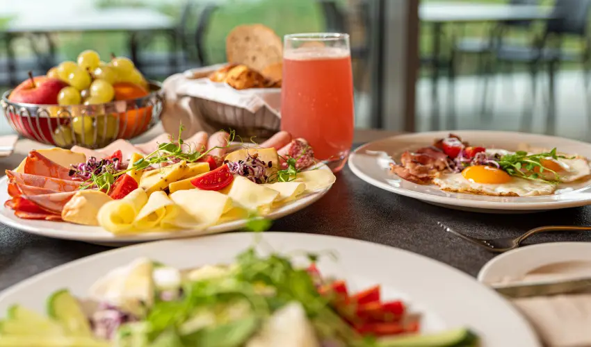 Hotel Helikon Keszthely - Tbbet kevesebbrt (min. 4 j)