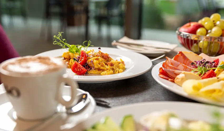 Hotel Helikon Keszthely - Tbbet kevesebbrt (min. 4 j)