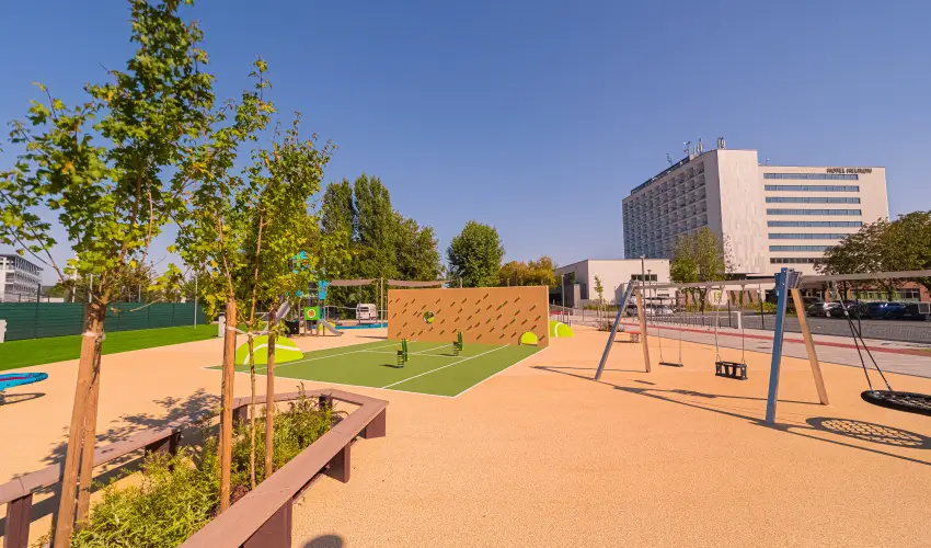 Hotel Helikon Keszthely - Tbbet kevesebbrt (min. 4 j)