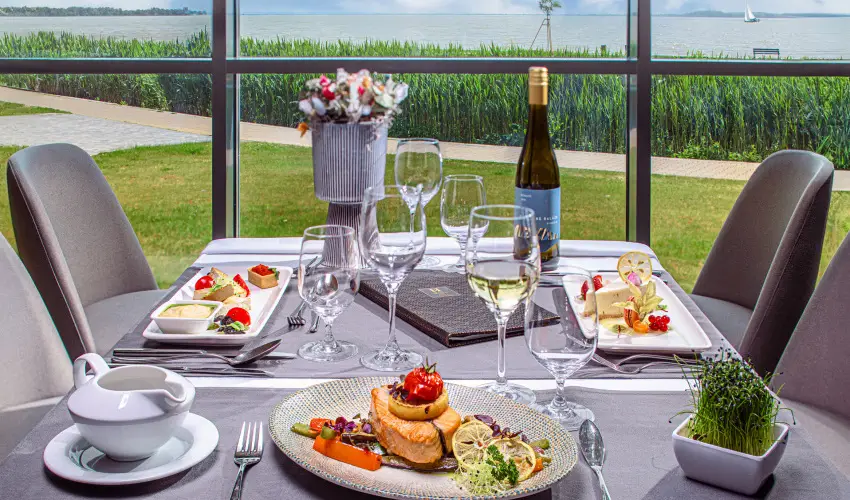 Hotel Helikon Keszthely - Tbbet kevesebbrt (min. 4 j)