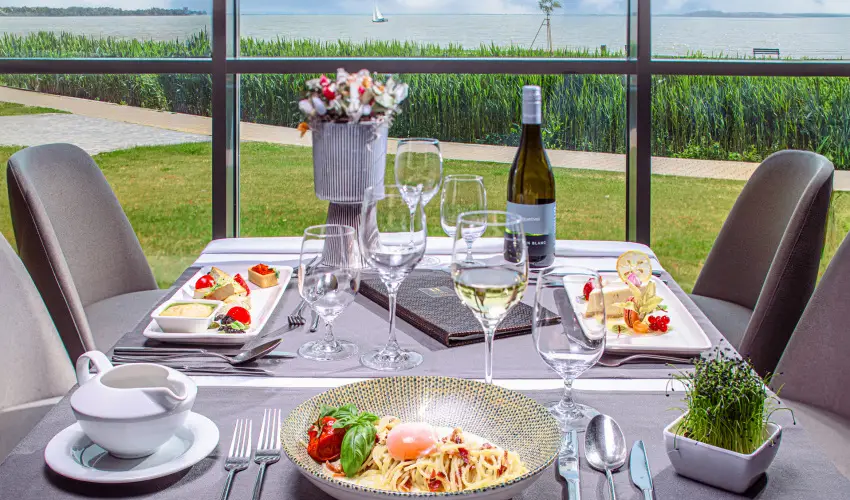 Hotel Helikon Keszthely - Tbbet kevesebbrt (min. 4 j)