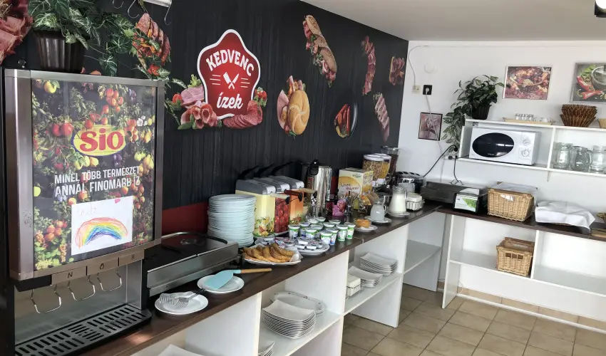 H�forr�s Hotel �s �d�l�park Gyula - Nyugd�jas kedvezm�nyes �rak reggelis ell�t�ssal (1 �jt�l)