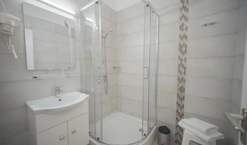 H�forr�s Hotel �s �d�l�park Gyula - Nyugd�jas kedvezm�nyes �rak reggelis ell�t�ssal (1 �jt�l)